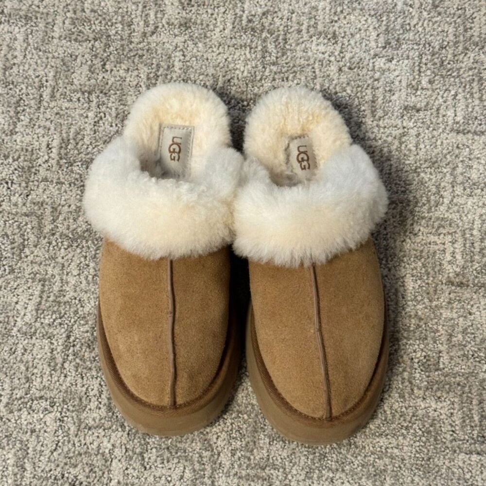 UGG Disquette Slippers Size 8 Chestnut | Platform Cozy Icon Excellent Condition - Picture 5 of 6